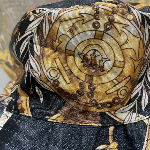 Reversible Satin Black and Gold Chain Print Bucket Hat - Picture 9 of 10